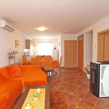Apartment With 4 Bedrooms 446 Fažana Extérieur photo